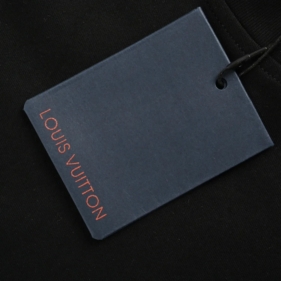 Louis Vuitton/